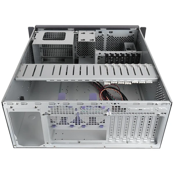Chieftec UNC-409S-B 400W, Server-Gehäuse 7 Chieftec UNC-409S-B 400W, Server-Gehäuse – Bild 7
