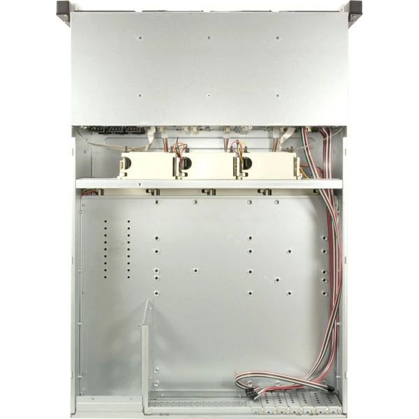 Inter-Tech 4U-4736, Server-Gehäuse 6 Inter-Tech 4U-4736, Server-Gehäuse – Bild 6