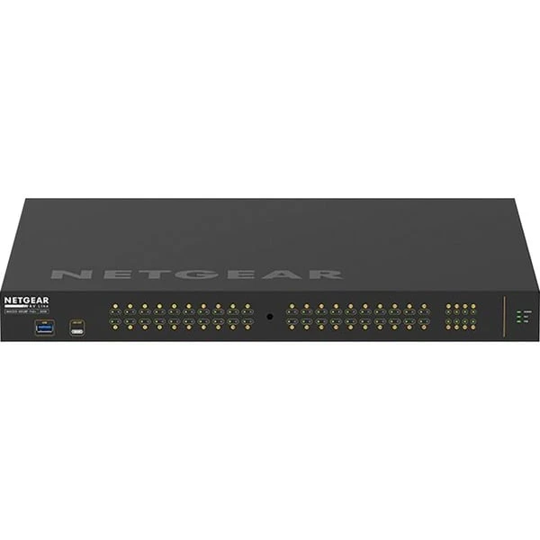 Netgear M4250-40G8F-PoE+, Switch 1 Netgear M4250-40G8F-PoE+, Switch