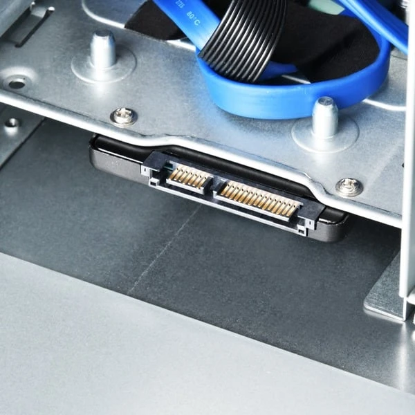 SilverStone RM400, Rack-Gehäuse 11 SilverStone RM400, Rack-Gehäuse – Bild 11