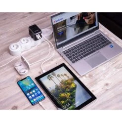 Verbatim Universal-Reiseadapter UTA-04, Reisestecker 12 Verbatim Universal-Reiseadapter UTA-04, Reisestecker -Digitu Computer Geschaft Verbatim Universal Reiseadapter UTA 04 Reisestecker@@100003225 5